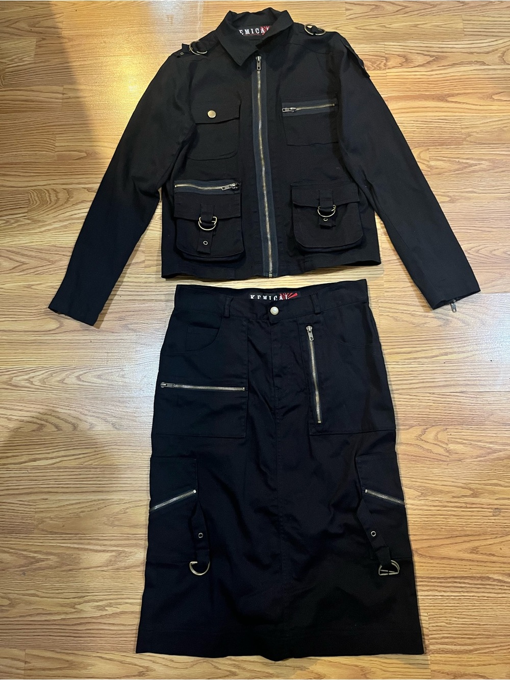 Vintage 90’ Kemical Skirt Midi Goth Grunge Black Belt Metal Zip 9 Medium Y2K Alt - Picture 6 of 6